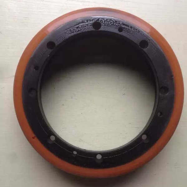 Noblift wheel 285x70
